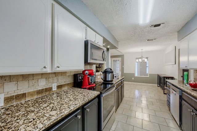 8437 Glenann Drive, North Richland Hills, TX 76182