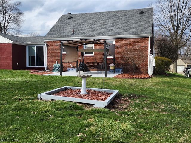 2451 W Manor Avenue, Poland, OH 44514