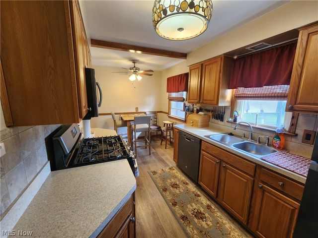 2451 W Manor Avenue, Poland, OH 44514