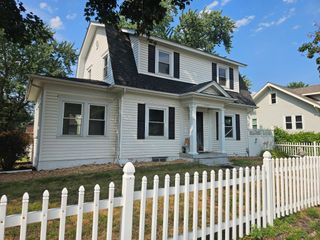 1900 E 42nd Street, Minneapolis, MN 55407