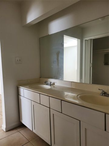 5315 Gayla Lane, Baytown, TX 77521