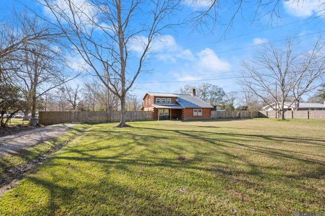 5360 Rolling Acres Dr, Baker, LA 70714