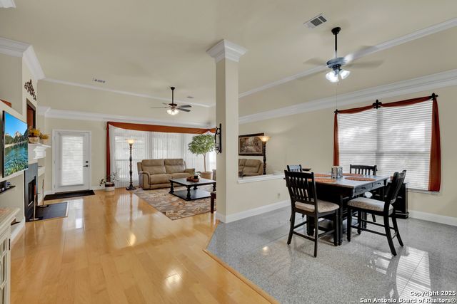 4520 Grand Forest, Schertz, TX 78154