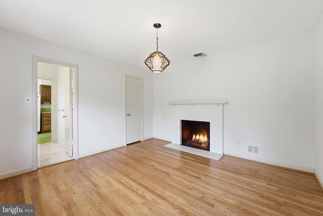 228 NORTHWEST TER, Silver Spring, MD 20901