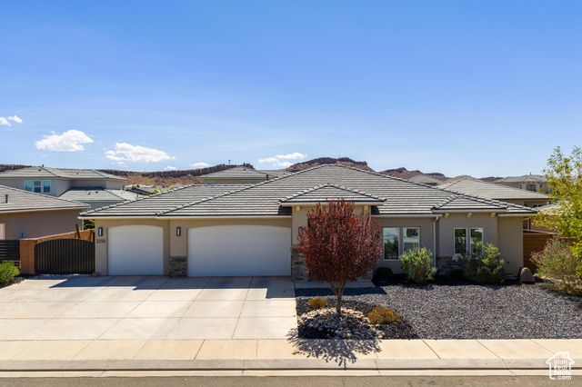 3250 E SUGAR MAPLE DR, St. George, UT 84790
