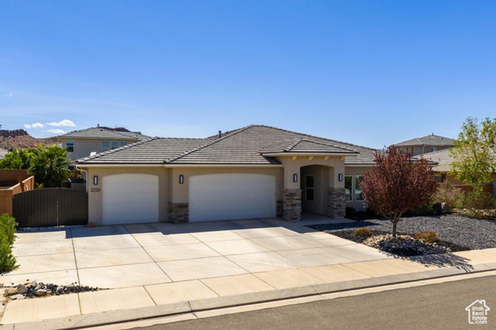 3250 E SUGAR MAPLE DR, St. George, UT 84790