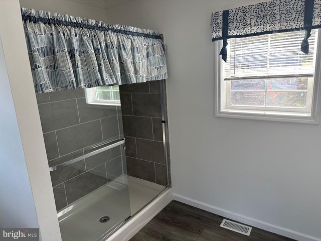 6 EVERGREEN DR, Quakertown, PA 18951