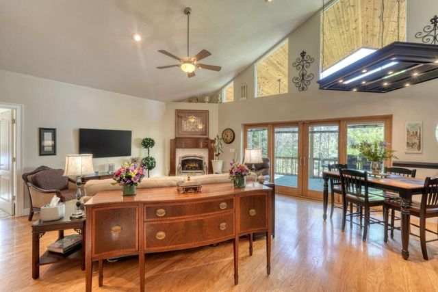 92 Notla Vista I, Blairsville, GA 30512