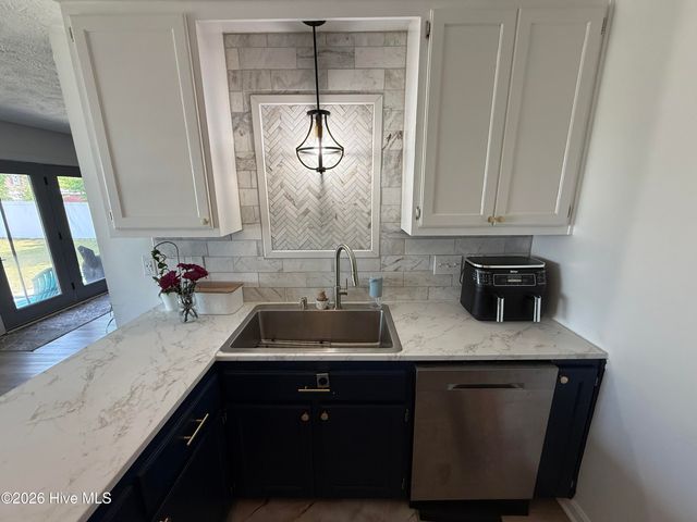 6318 Streeter Drive, Hope Mills, NC 28348