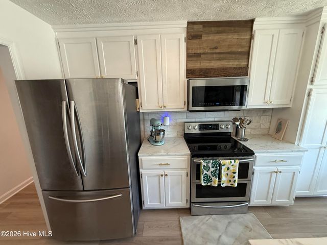 6318 Streeter Drive, Hope Mills, NC 28348