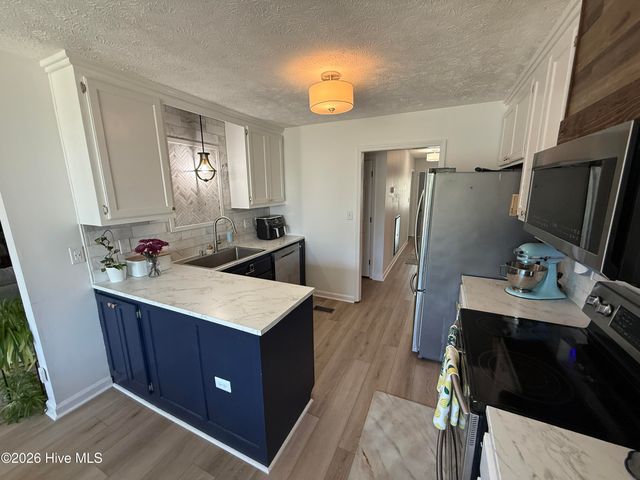 6318 Streeter Drive, Hope Mills, NC 28348