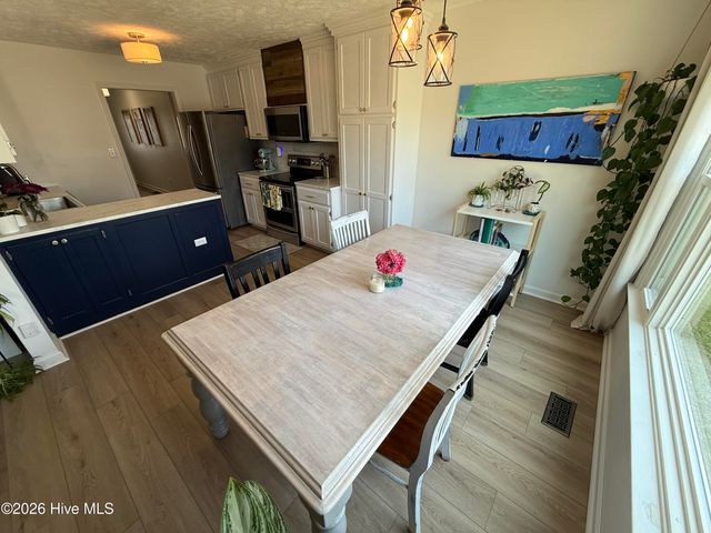 6318 Streeter Drive, Hope Mills, NC 28348