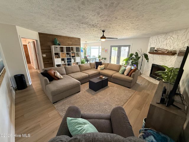 6318 Streeter Drive, Hope Mills, NC 28348