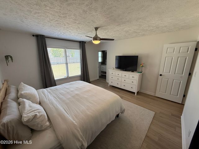 6318 Streeter Drive, Hope Mills, NC 28348