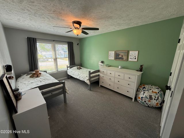 6318 Streeter Drive, Hope Mills, NC 28348