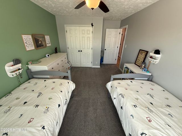 6318 Streeter Drive, Hope Mills, NC 28348