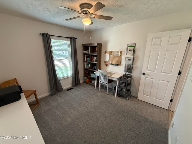 6318 Streeter Drive, Hope Mills, NC 28348