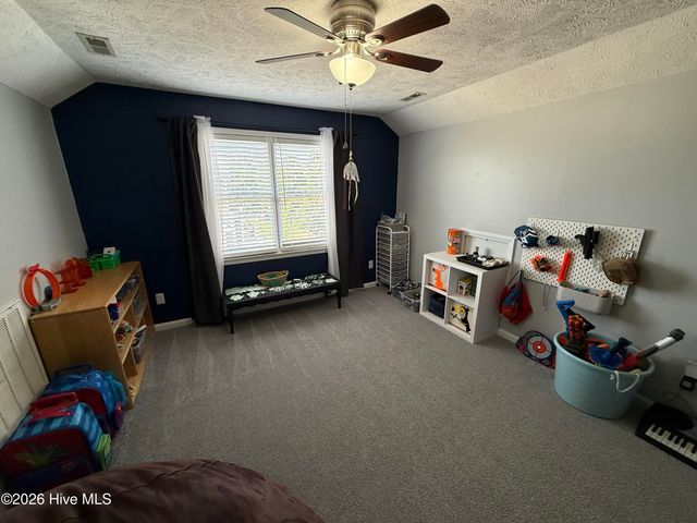 6318 Streeter Drive, Hope Mills, NC 28348