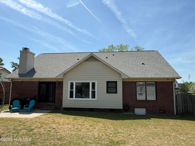 6318 Streeter Drive, Hope Mills, NC 28348