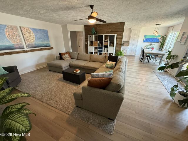 6318 Streeter Drive, Hope Mills, NC 28348