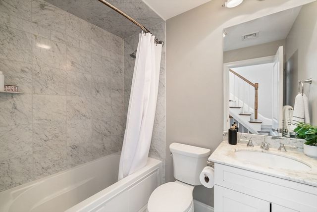 668 Massachusetts Ave 4, Boston, MA 02118