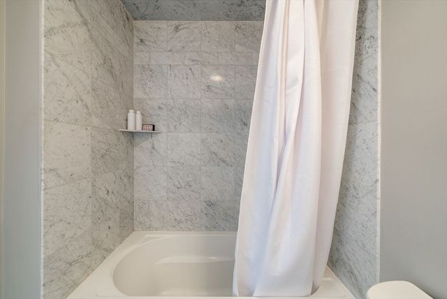 668 Massachusetts Ave 4, Boston, MA 02118