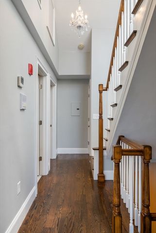 668 Massachusetts Ave 4, Boston, MA 02118