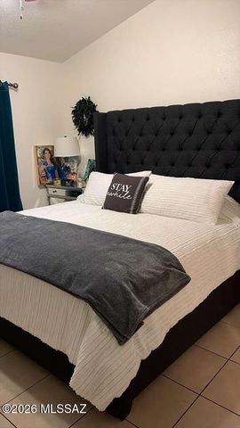 5313 S Oakhaven Drive, Tucson, AZ 85746