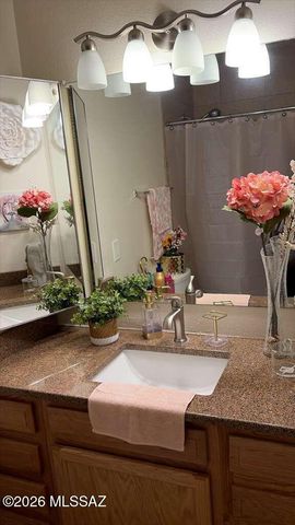 5313 S Oakhaven Drive, Tucson, AZ 85746