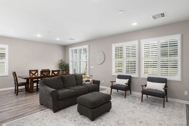 10664 Cobble Court, Santee, CA 92071