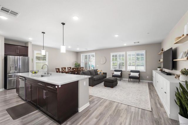 10664 Cobble Court, Santee, CA 92071