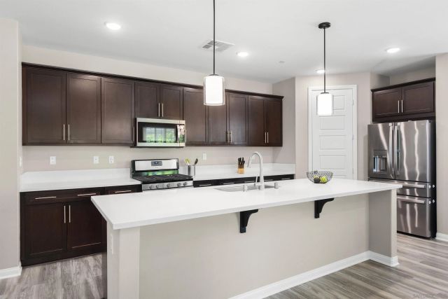 10664 Cobble Court, Santee, CA 92071