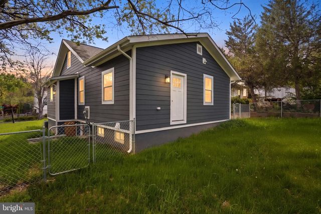 4116 32ND ST, Mount Rainier, MD 20712