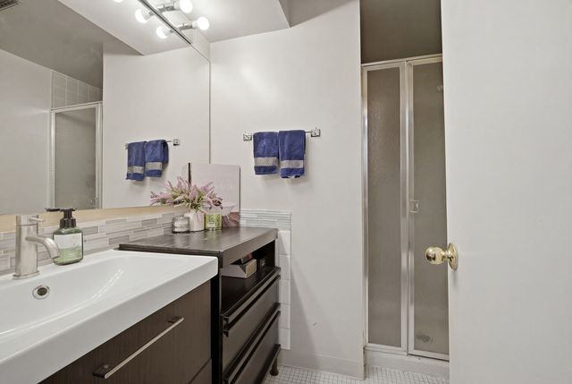 1926 Prairie Square 313, Schaumburg, IL 60173