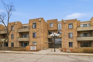 1926 Prairie Square 313, Schaumburg, IL 60173