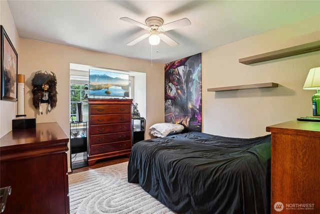 11404 208th Avenue E, Bonney Lake, WA 98391