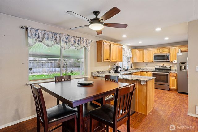 11404 208th Avenue E, Bonney Lake, WA 98391