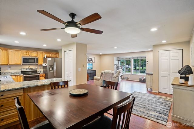 11404 208th Avenue E, Bonney Lake, WA 98391