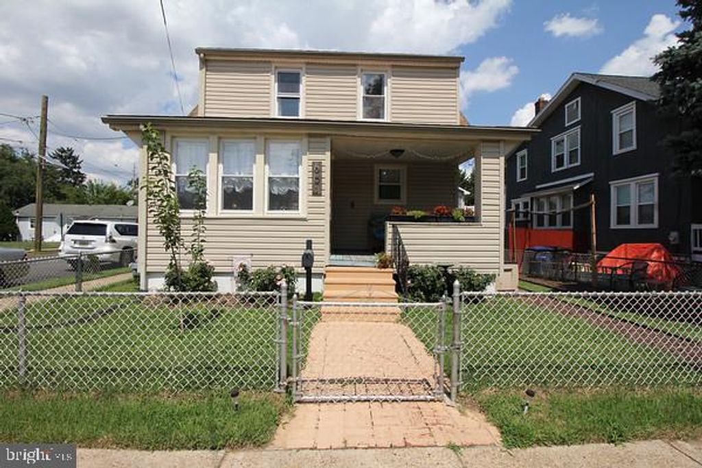 601 ARNDT AVE, Riverside, NJ 08075