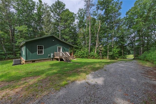 7379 Yukon Road, Talking Rock, GA 30175