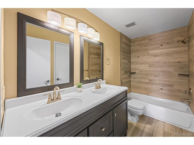 5623 W 76th Dr, Arvada, CO 80003