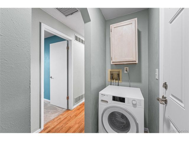 5623 W 76th Dr, Arvada, CO 80003