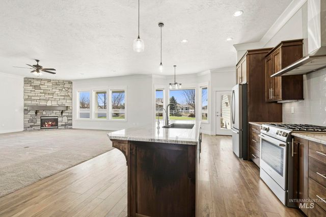 10467 Kaylee Way, Nampa, ID 83687