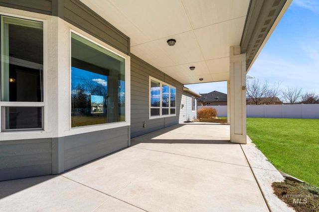 10467 Kaylee Way, Nampa, ID 83687