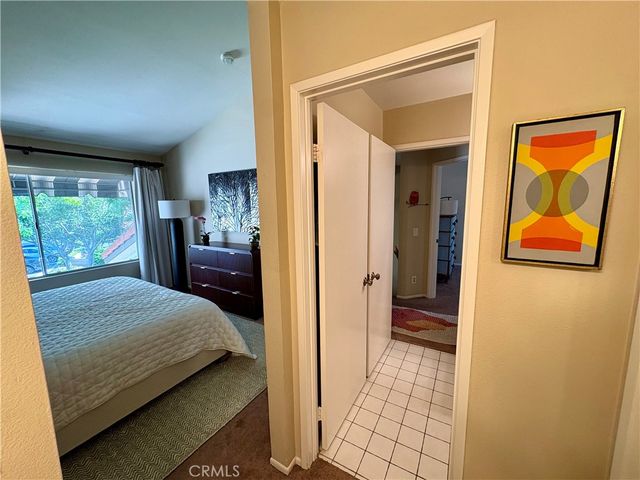 115 Stanford Court 50, Irvine, CA 92612
