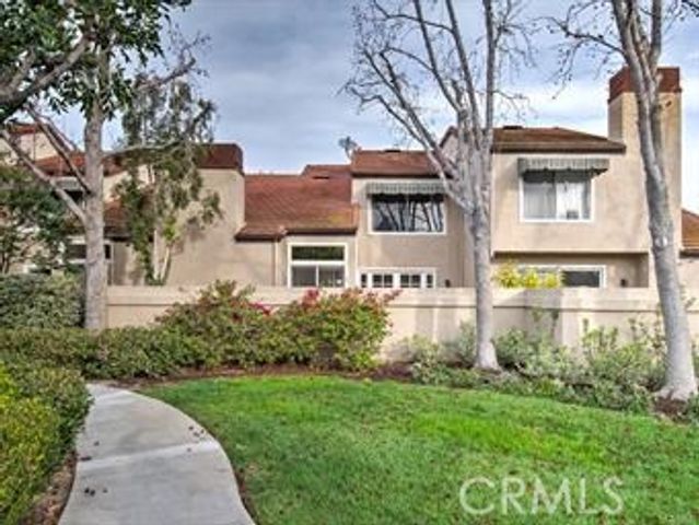 115 Stanford Court 50, Irvine, CA 92612