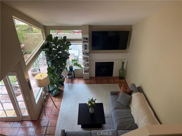 115 Stanford Court 50, Irvine, CA 92612