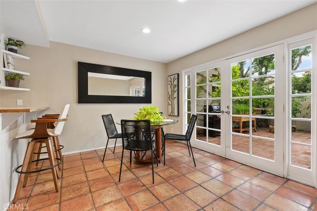 115 Stanford Court 50, Irvine, CA 92612