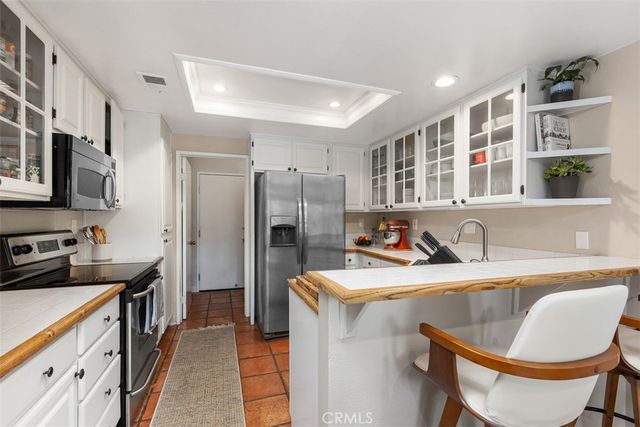 115 Stanford Court 50, Irvine, CA 92612