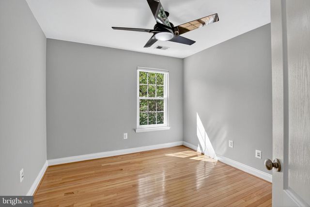 110 ELMCROFT BLVD, Rockville, MD 20850